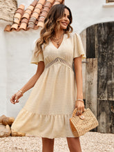 Women's summer V-neck solid color waist cinching dress